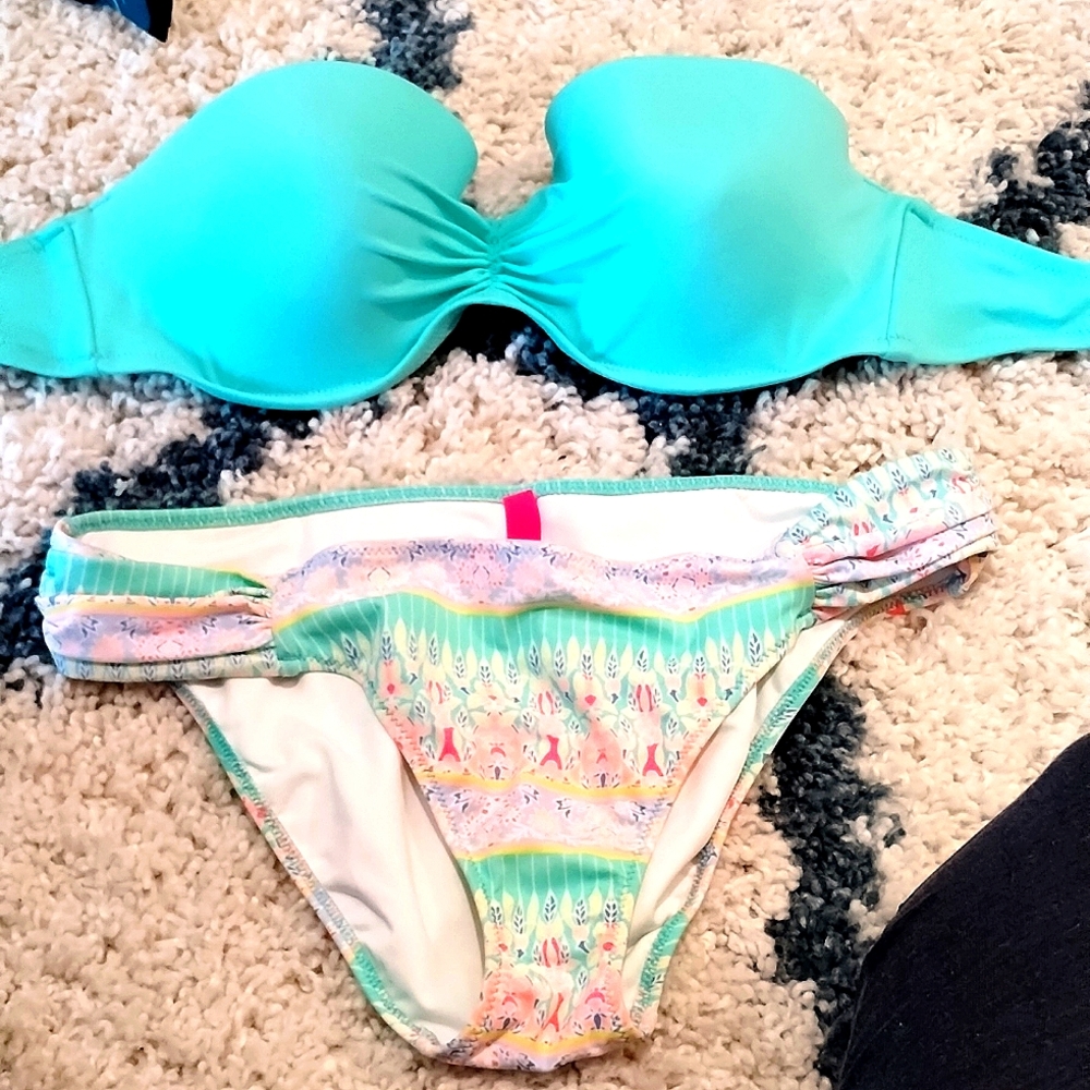 Victorias secret bathing suit set
